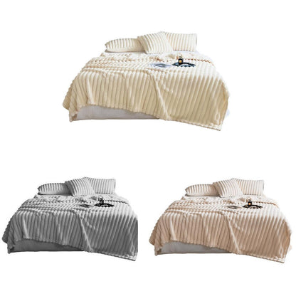 Soft Hotel Blanket in 3 Colours and 2 Sizes