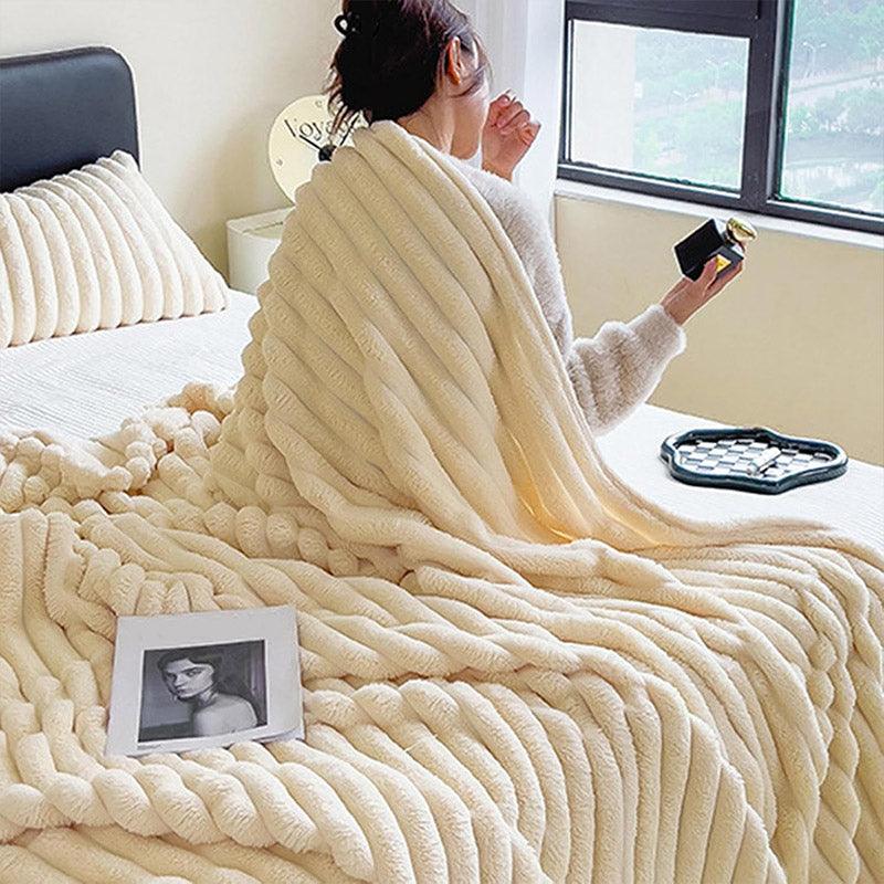Soft Hotel Blanket in 3 Colours and 2 Sizes – Product View 5
