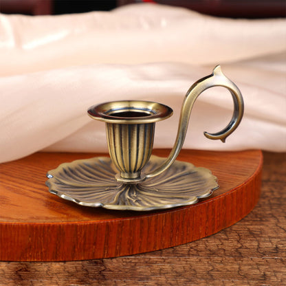 Retro Handheld Candlestick Holder European Style Metal Candle Stand