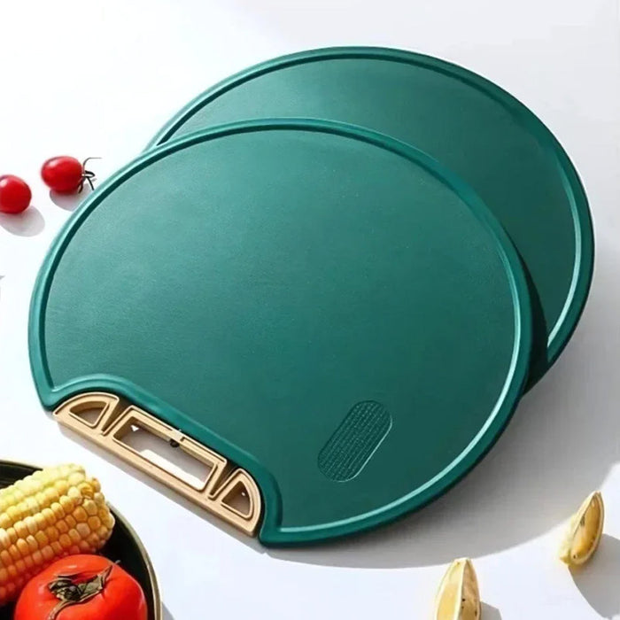 Plastic Cutting Board with Round Work Surface