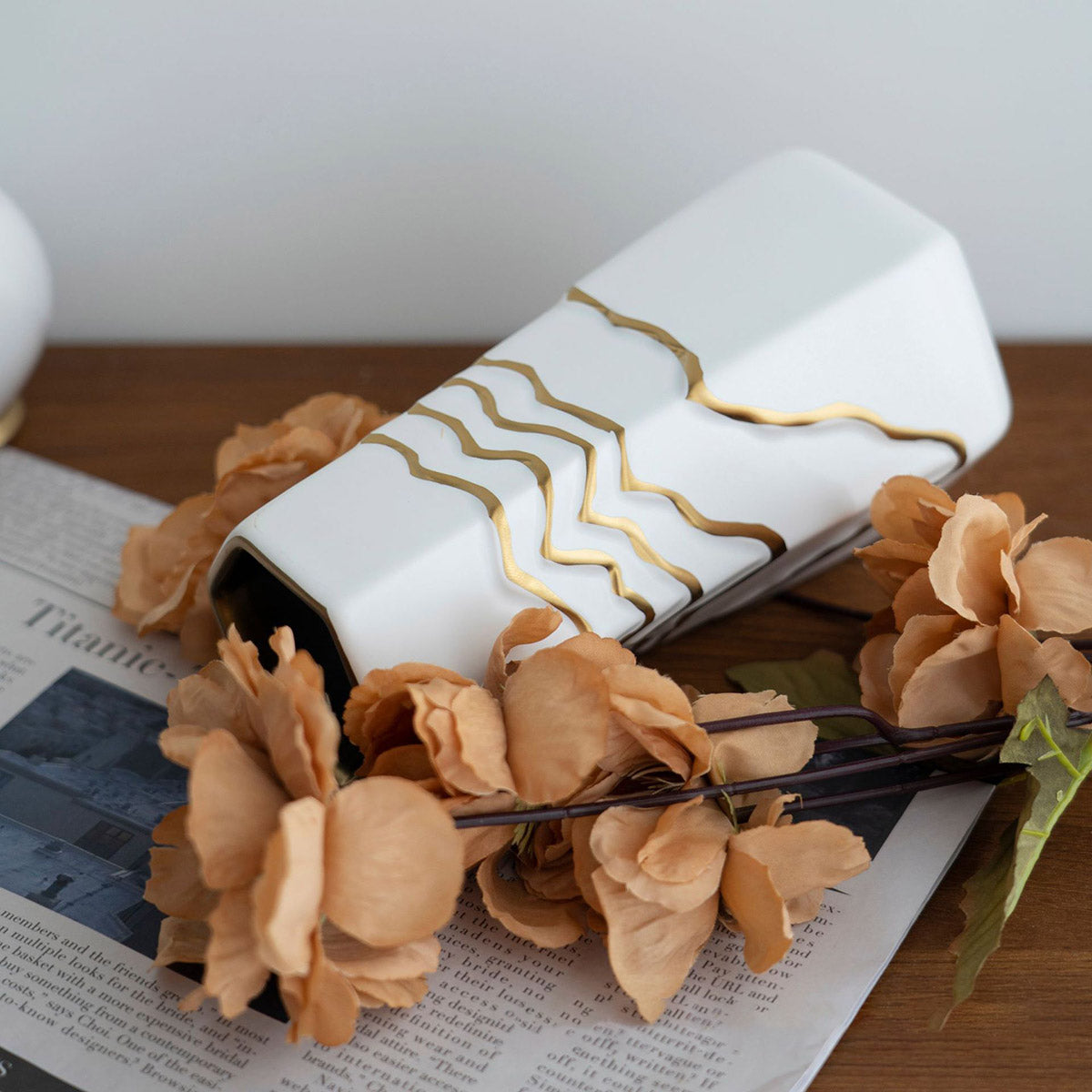 Ceramic Flower Vase White with Gold Accents Home Hotel Decor
