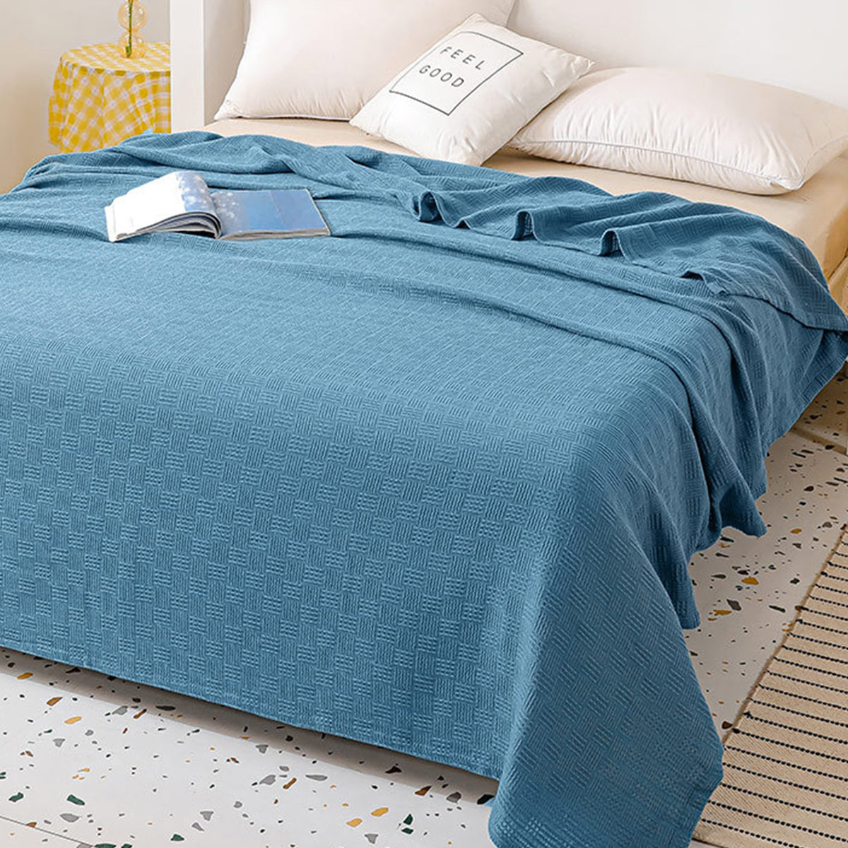 Knitted Blanket Warm Sofa Throw Soft Cozy Blanket Comfortable Home Decor Piece