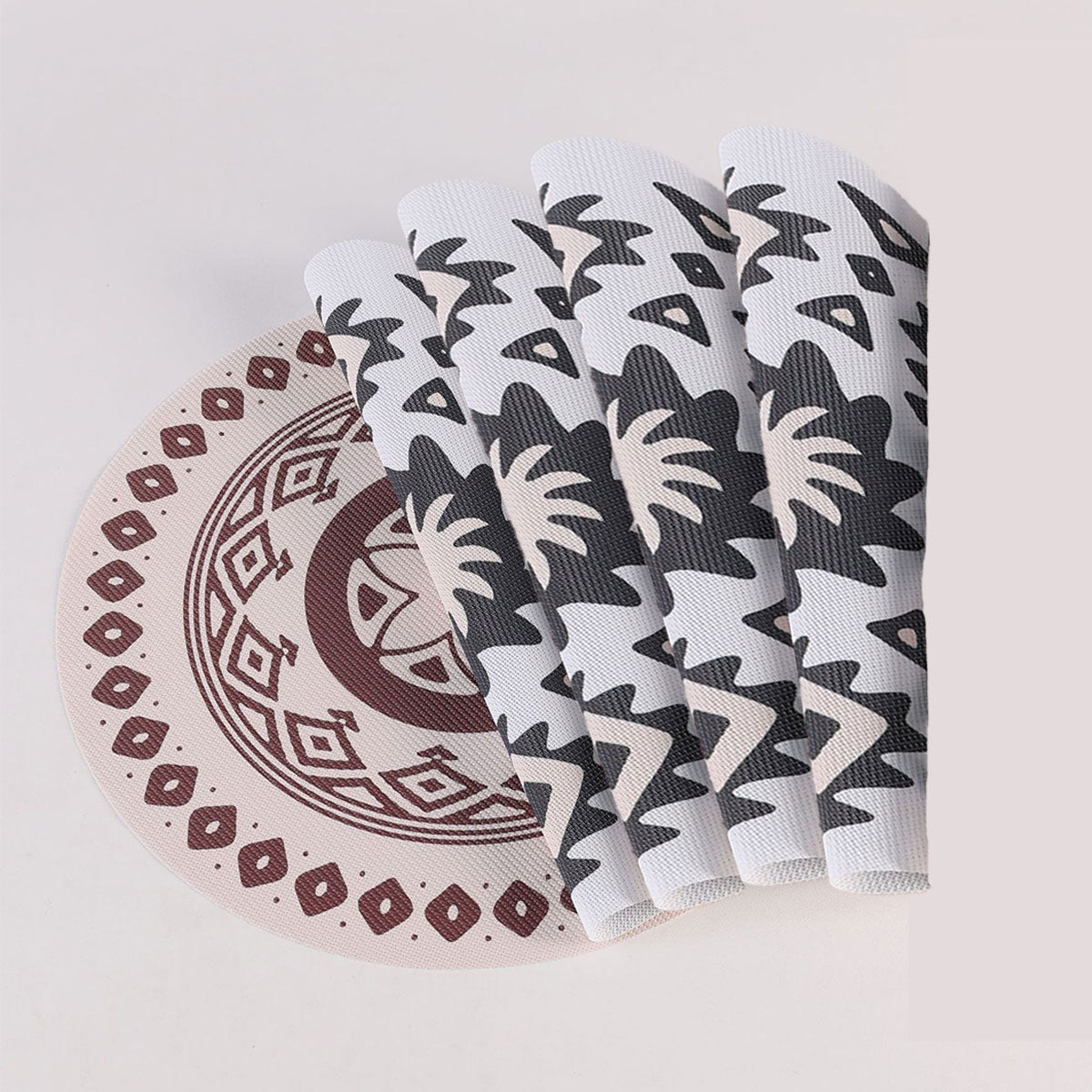 4PCS Bohemian Placemats Round Printed Heat Resistant Easy Clean Dining Mats