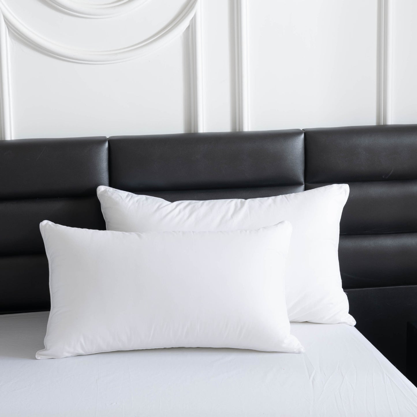 White Hotel Bed Pillow Insert 48x74cm Polyester Fibre