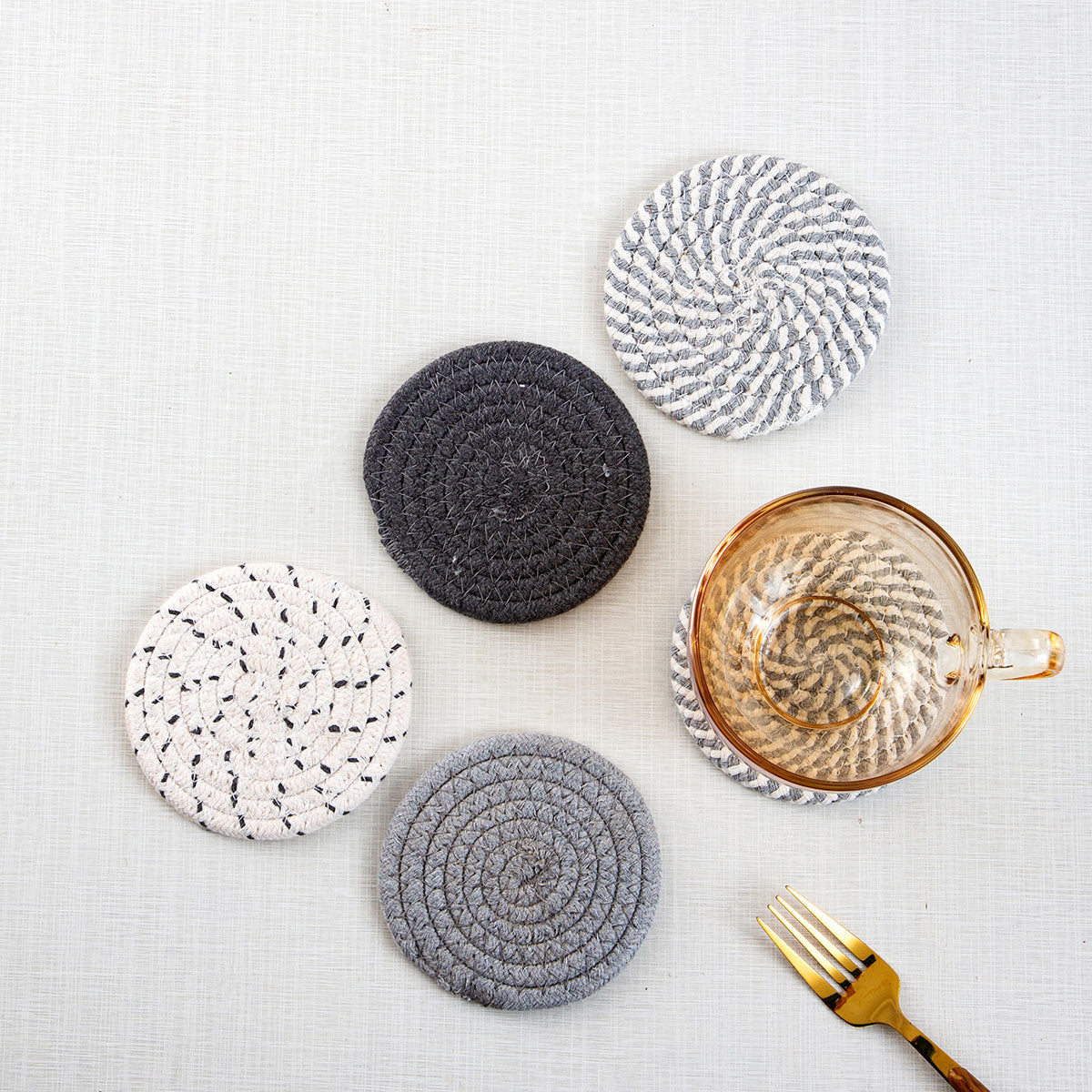 Round Cotton Woven Coaster Heat Resistant Dining Table Mat Set of 8