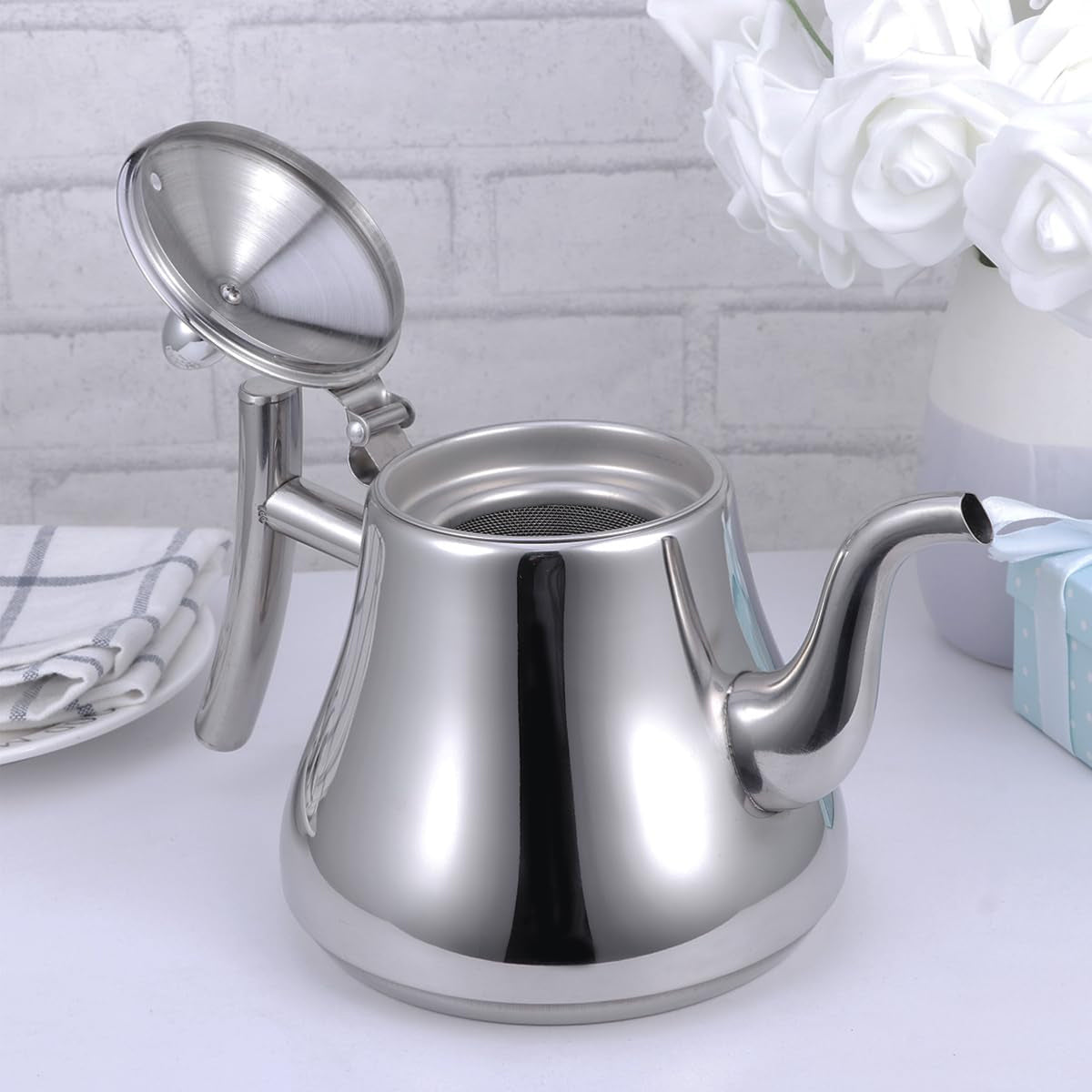 Thickened Stainless Steel Teapot Kettle with Built-in Strainer