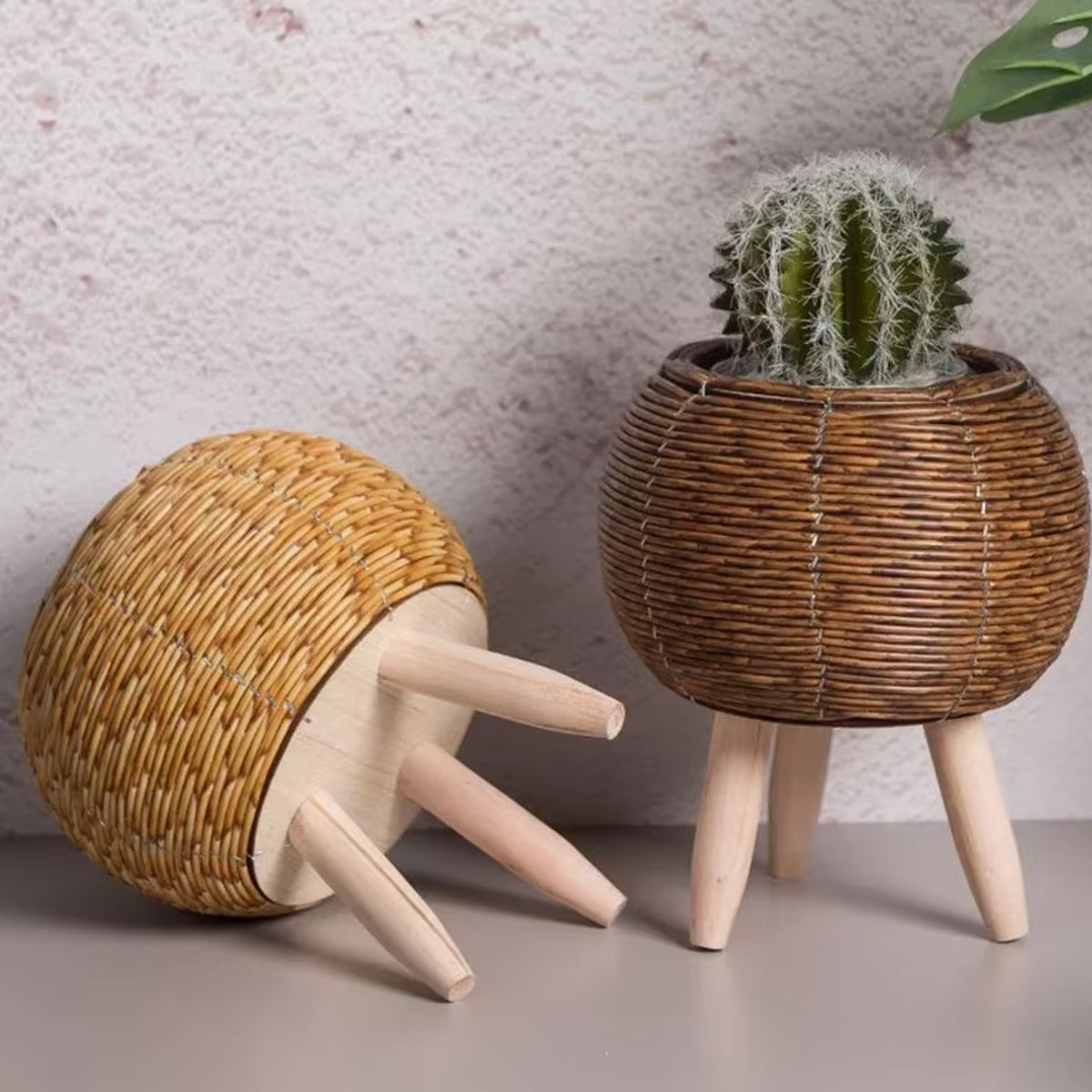 Indoor Rattan Trellis Planter Tabletop Plant Container Straw Planter for Home