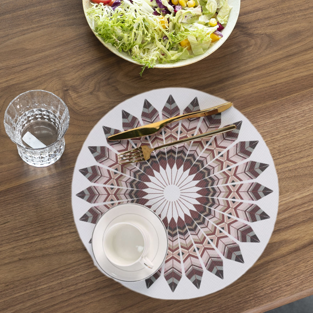 4PCS Bohemian Round Heat Resistant Dine Mat Anti Scalding Western Table Mat Set