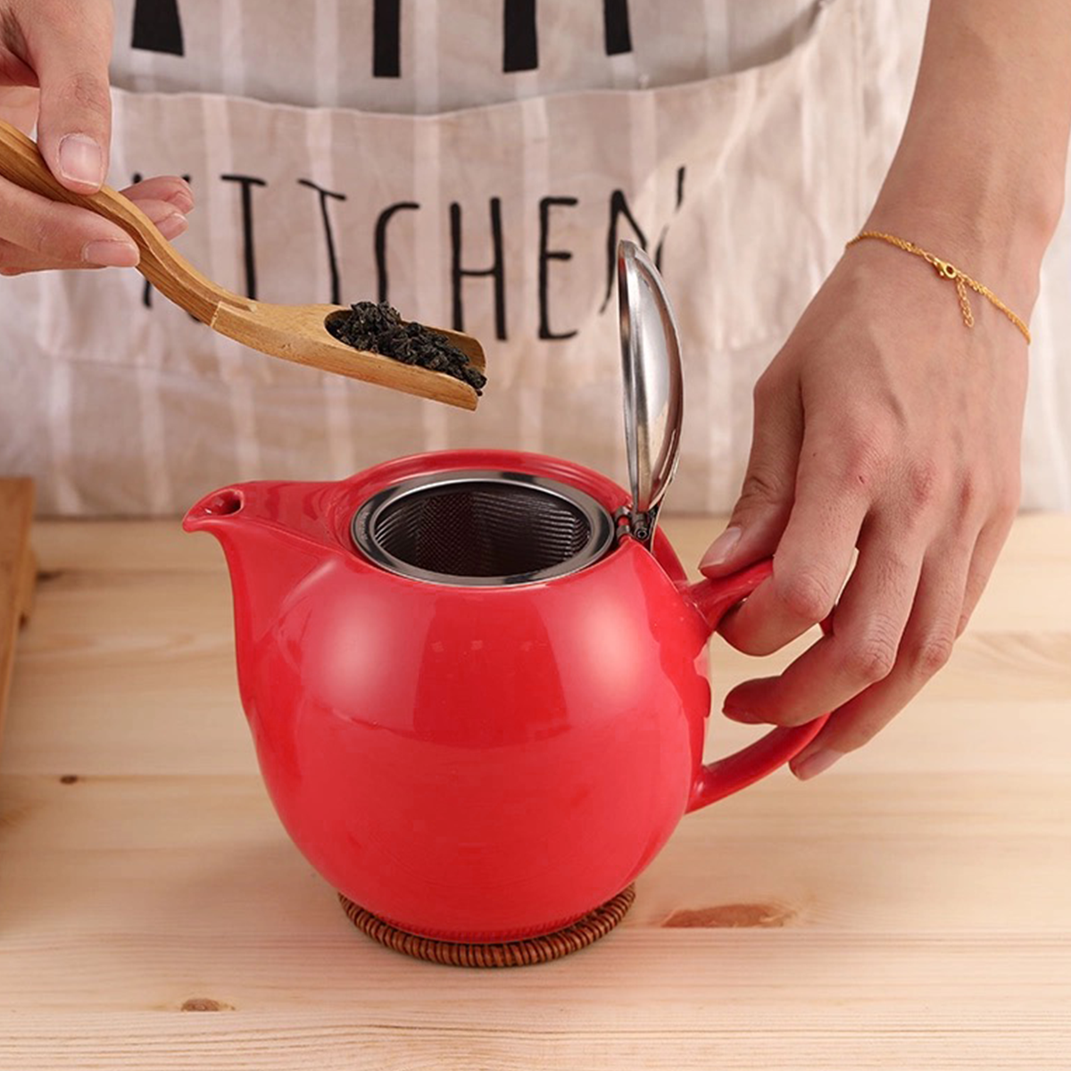 Ceramic Teapot with Stainless Steel Filter and Lid