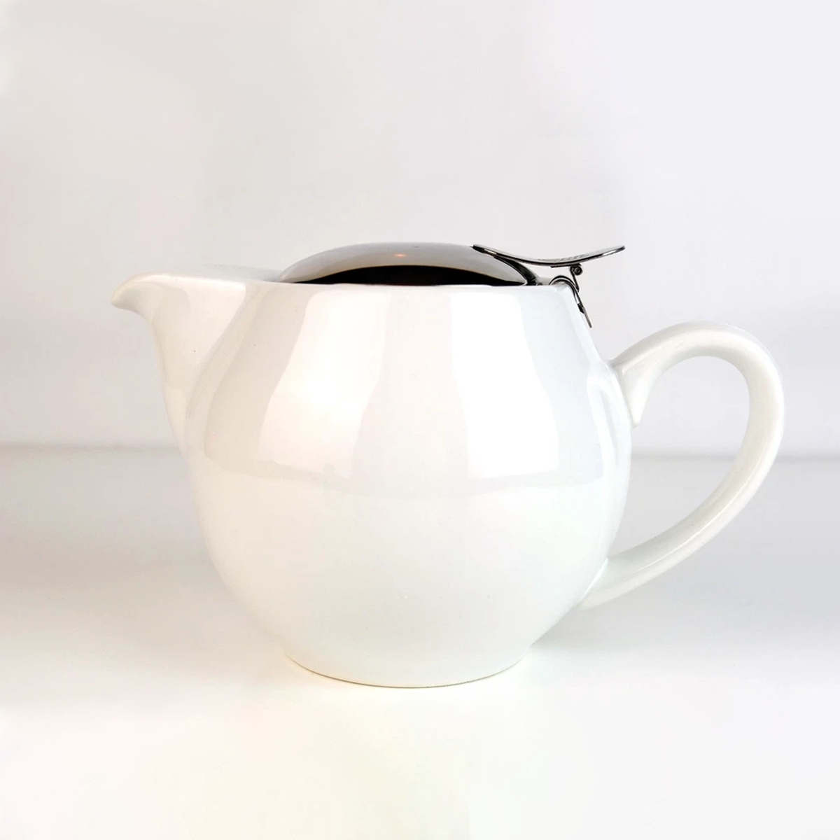 Ceramic Teapot with Stainless Steel Filter and Lid