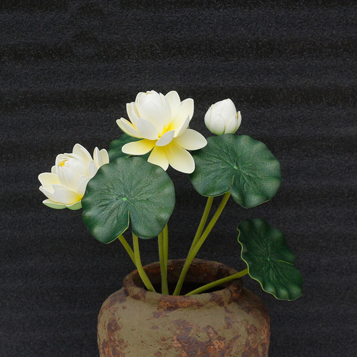 2PCS Simulation Lotus Flower  Water Lily Decoration EVA Small Artificial Plant