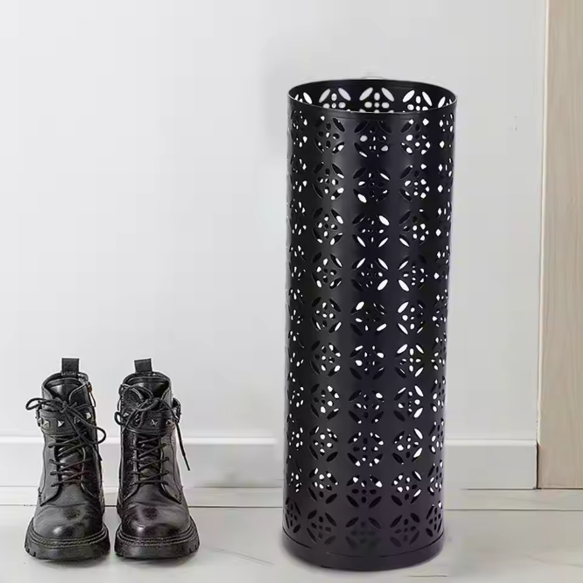 Black Metal Umbrella Stand for Hotel Lobbies