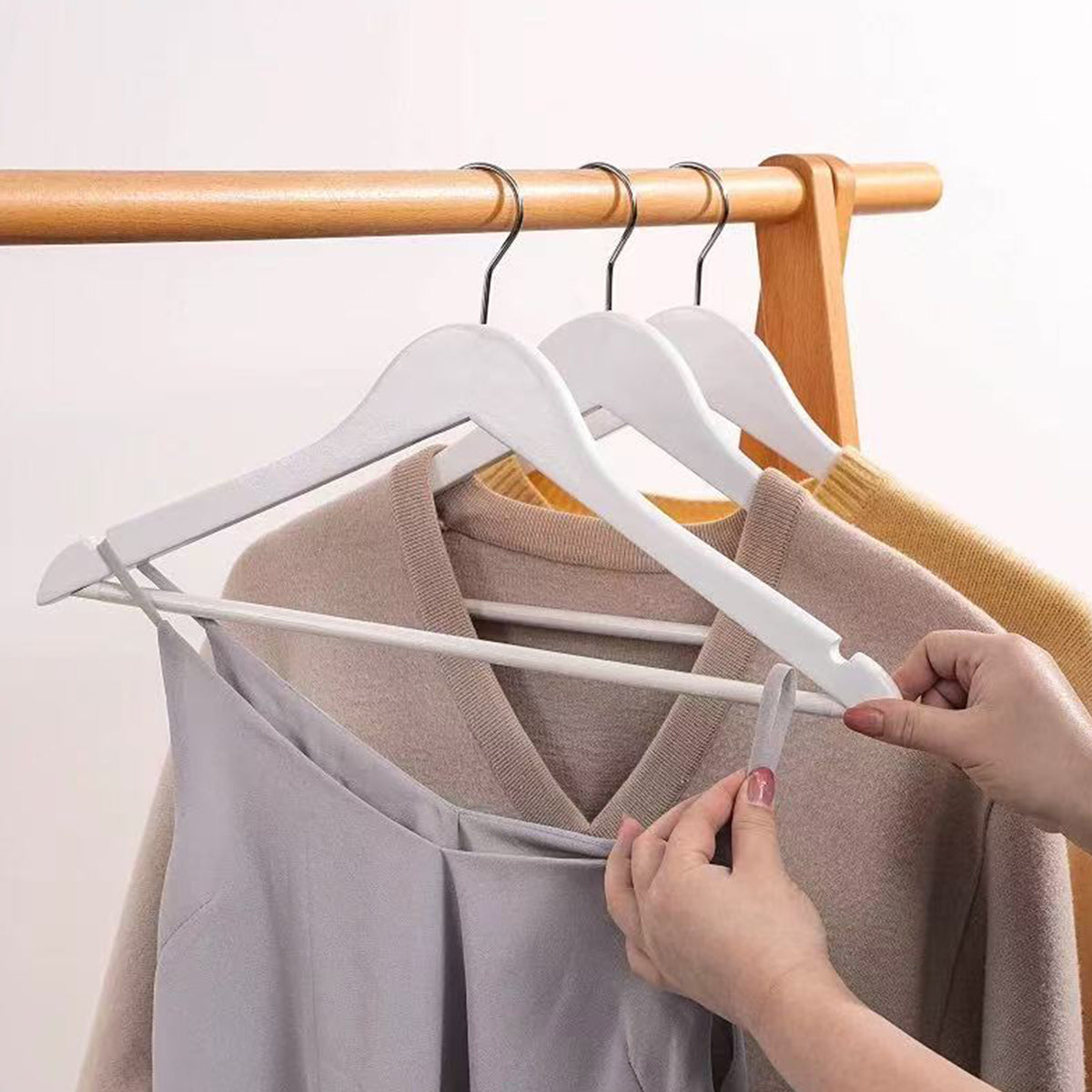 10PCS Slim Wooden Suit Hangers with Space Saving Design