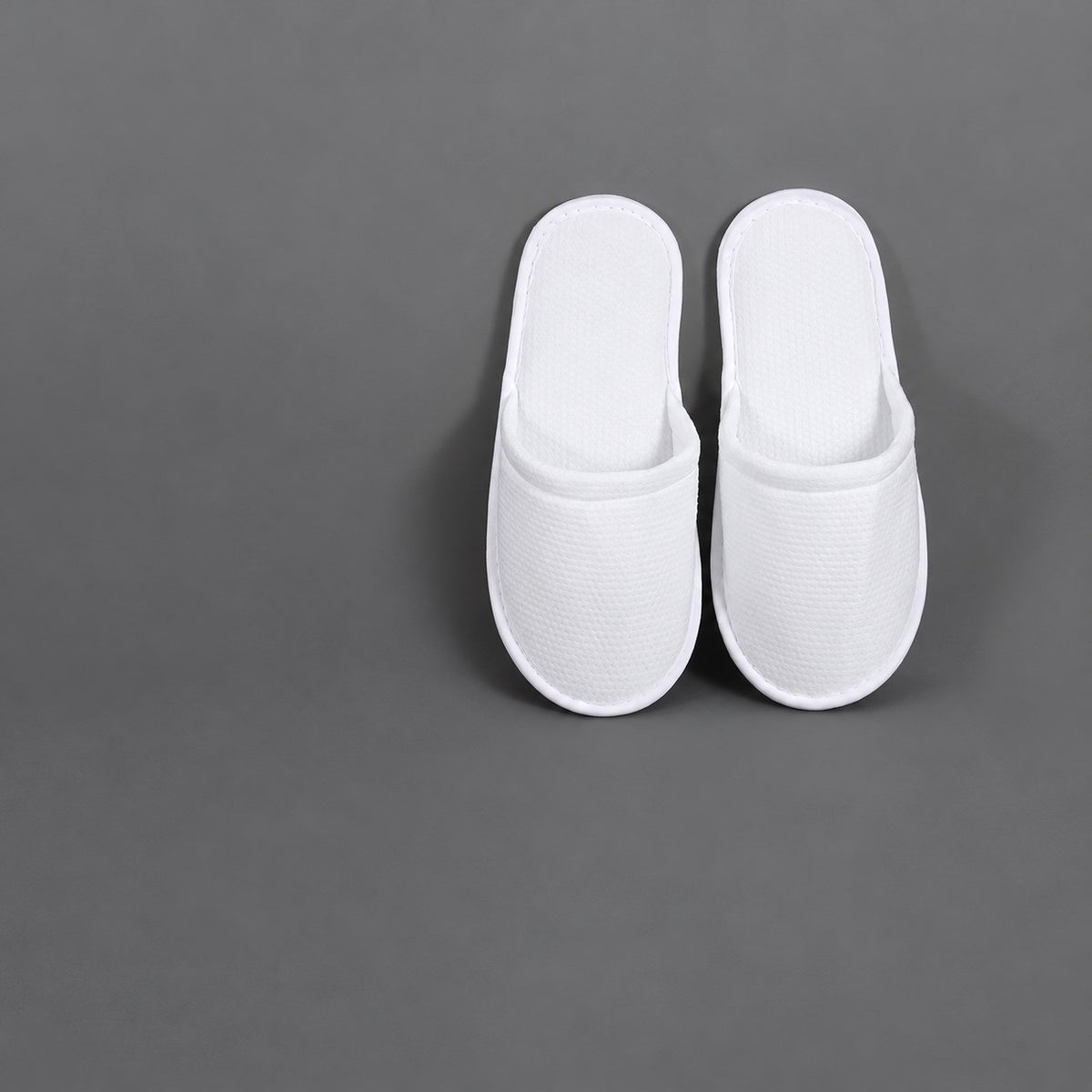 Custom range reference | BOJIN-slippers-white-trim | Unbranded supplier image for custom orders; final artwork and specifications to be agreed.