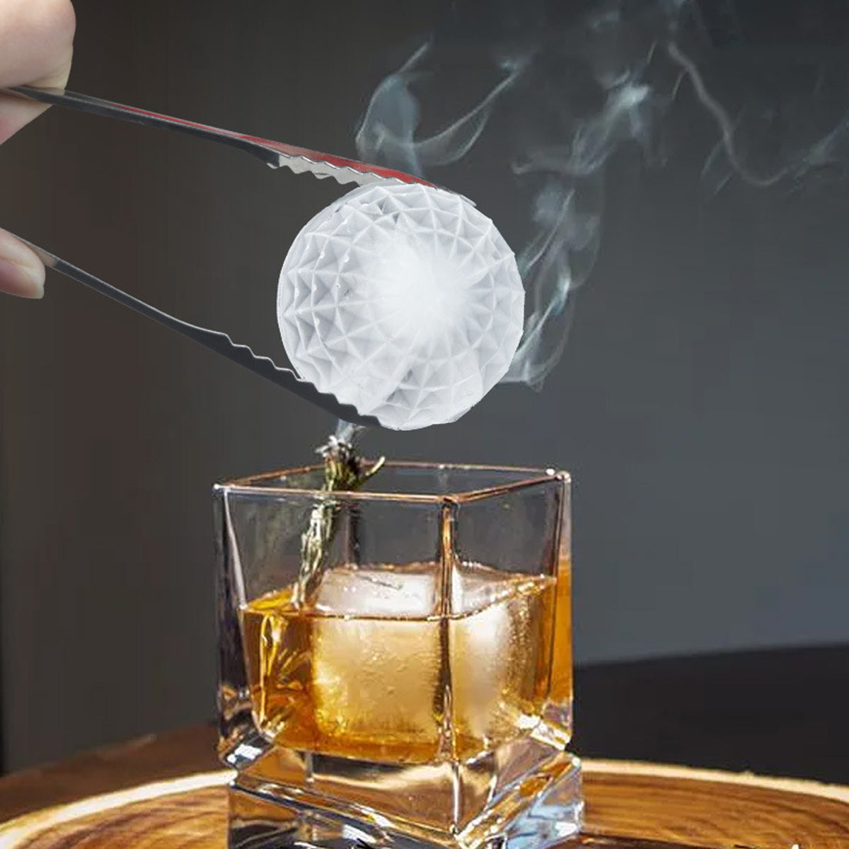 2pcs Silicone Ice Cube Tray Round and Square Ball Mold Set