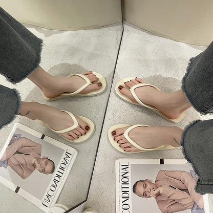 Hotel Flip-Flop Slippers in 3 Colour Options – Product View 3